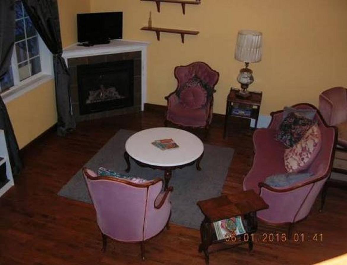 Mccracken Country Inn Hinton Εξωτερικό φωτογραφία