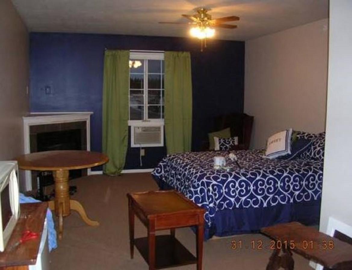 Mccracken Country Inn Hinton Εξωτερικό φωτογραφία